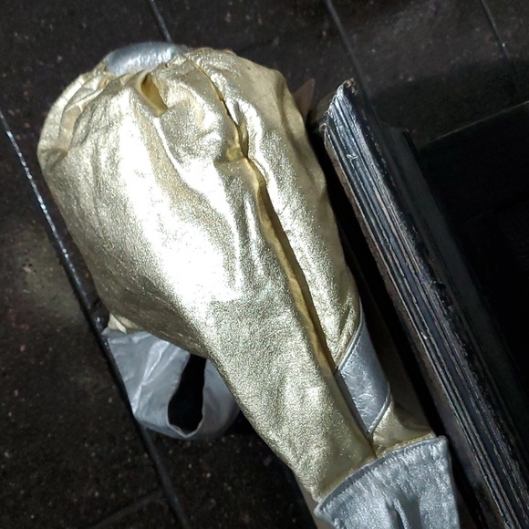 VINTAGE PAUL JOSEPH HANDBAG  GOLD SILVER PURSE RETRO BAG MOBWIFE - Picture 8 of 9